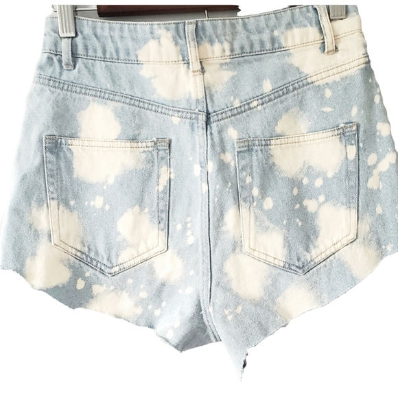 Wild Fable Bleached Denim Jean High Rise Short Shorts Size 0 - Picture 2 of 4